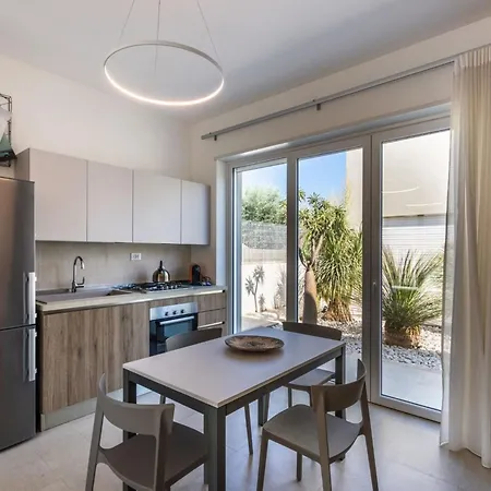 'villa Luisa' Mit Pool By Interhome Semesterbostad